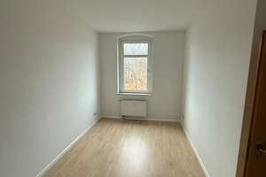 Großzügige 2-Zimmer mit EBK, Laminat, Stellplatz, Balkon und Wanne in zentraler Lage! – Dresdner Straße 156, 9131 Hilbersdorf, Chemnitz – Vorschaubild 7