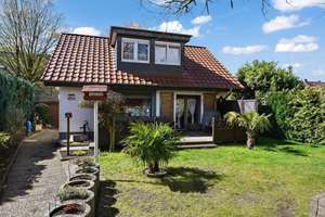 Charmantes Einfamilienhaus – modernisiert und familienfreundlich in Bielefeld-Brackwede