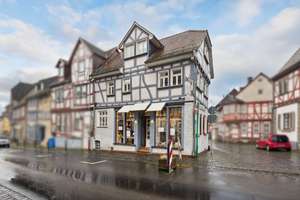*Keine zusätzliche Käuferprovision* Historisches Wohn-und Geschäftshaus nahe des Licher Schlossparks – Die vollständige Adresse der Immobilie erhältst du vom Anbieter., 35423 Lich – Vorschaubild 4