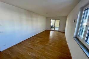 Moderne 3-Zimmer-Wohnung  mit zwei Balkonen und praktischem Lagerraum! – Marie-Schandri-Str. 12, 93055 Burgweinting-Harting, Regensburg – Vorschaubild 4