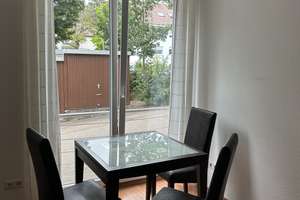 Möbiliertes 1-Zimmer-Appartment mit Balkon