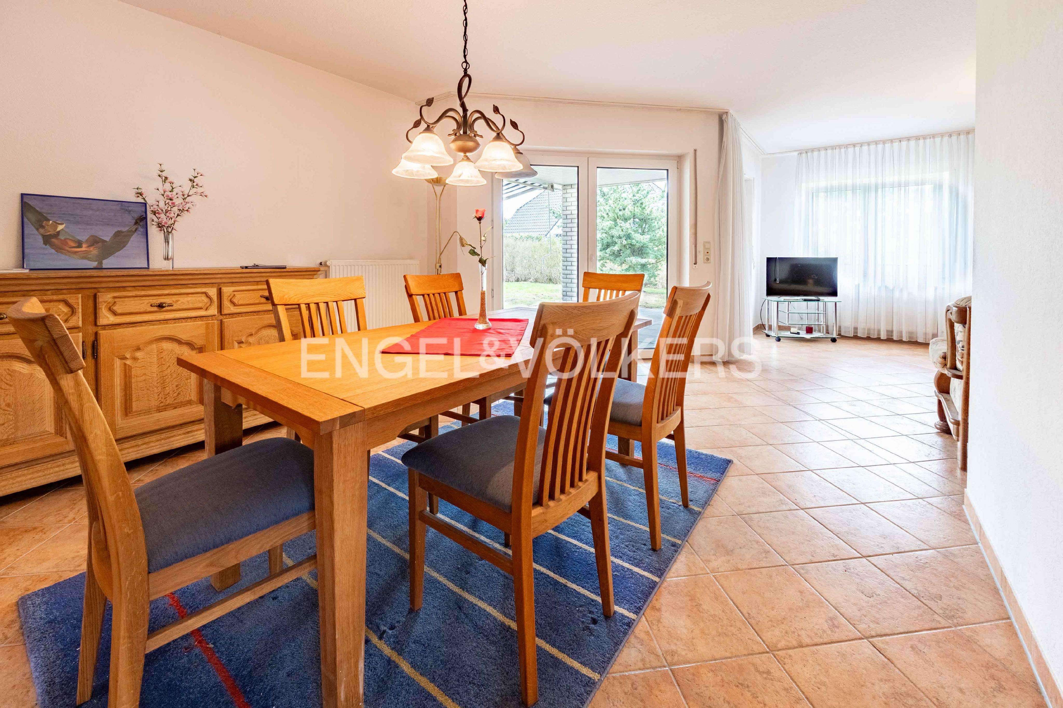 Immobilie in Lünne - Bungalow mit überdachter Terrasse, Werkstatt & Ausbaureserve im Dachgeschoss - Bild 1