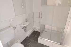 **Ideal für Singles oder Paare** Schöne 2-Raumwohnung mit Laminat und Balkon! – Hans-Grade-Straße 92, 39130 Magdeburg – Vorschaubild 4