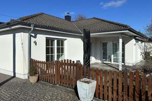 Neuwertiger Walmdachbungalow mit Apartment und Doppelgarage in Mudersbach  – Die vollständige Adresse der Immobilie erhältst du vom Anbieter., 57555 Mudersbach – Vorschaubild 8