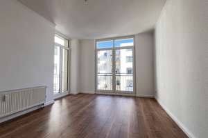 Erstbezug nach Renovierung – Stilvoll sanierte 2-Raum-Wohnung in Stadtfeld Ost – Annastr. 23b, 39108 Stadtfeld Ost, Magdeburg – Vorschaubild 1