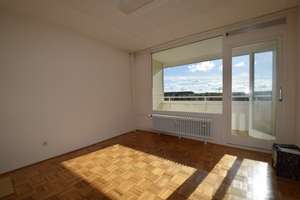 Großzügige 3. Zi. Wohnung mit Balkon und Aussicht über Villingen – Die vollständige Adresse der Immobilie erhältst du vom Anbieter., 78050 Villingen, Villingen-Schwenningen – Vorschaubild 2