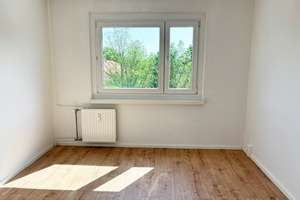 Balkon, Lift und Dusche // 2-Zi.-Whg. in Leubnitz – Feuerbachstraße 38, 1219 Leubnitz-Neuostra, Dresden – Vorschaubild 8