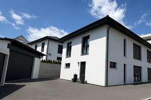 Neuwertige Doppelhaushälfte in Kulmbach - Burghaig zu vermieten – Die vollständige Adresse der Immobilie erhältst du vom Anbieter., 95326 Kulmbach – Vorschaubild 1
