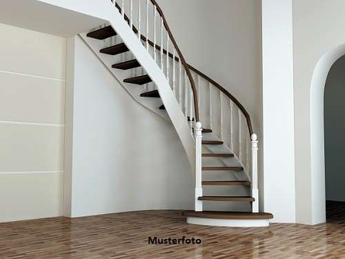 Wohnung über 2 Etagen mit Stellplatz, Herford Kreis – Bild 1