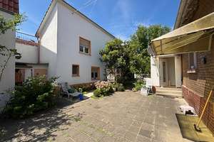 Attraktives Ensemble: Haus (108 m²) / Nebenhaus (28 m²) / Hinterhaus (46 m²) in Mörfelden – Die vollständige Adresse der Immobilie erhältst du vom Anbieter., 64546 Mörfelden-Walldorf – Vorschaubild 3