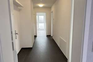 Exklusives Penthaus am Bostalsee – 85 m² mit großzügiger umlaufender Terrasse | Neubau 2015 | Aufzug – Im Hirzenbruch 1, 66625 Nohfelden – Vorschaubild 3