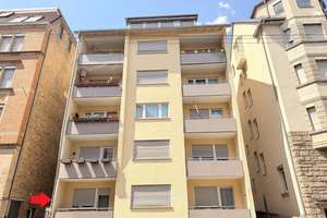 Stadtwohnung !
Sehr gepflegte 3-Zimmer-Wohnung mit Balkon in Stuttgart- West – Die vollständige Adresse der Immobilie erhältst du vom Anbieter., 70176 Rosenberg, Stuttgart – Vorschaubild 1