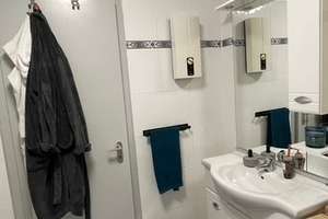 Schöne Dachgeschosswohnung mit Einbauküche im Zentrum von Essen ! – Kurfürstenstraße 54, 45138 Südostviertel, Essen – Vorschaubild 4