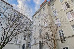 RARITÄT IN MOABIT! GROßZÜGIGE UND INTERESSANTE ALTBAUWOHNUNG MIT CA. 48 m² GARTEN! PROVISIONSFREI! – Lübecker Straße 29, 10559 Moabit, Berlin – Vorschaubild 16