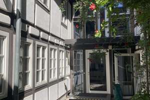 Wohnen mit Charakter: Vier-Zimmer-Wohnung in der Innenstadt-West – Waldstrasse 17, 76133 Innenstadt-West, Karlsruhe – Vorschaubild 2