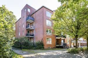 Charmante Wohnung I Gewerblich nutzbar I 2 Balkone & TG-Stellplatz
