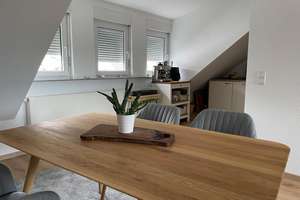 Ansprechende 2,5-Zimmer-DG-Wohnung mit Mosel Blick und Balkon in Koblenz-Güls – Die vollständige Adresse der Immobilie erhältst du vom Anbieter., 56072 Güls, Koblenz – Vorschaubild 3
