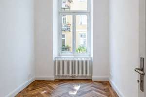 AIGNER - Wohnen mit Geschichte und Stil – exklusiv sanierte Altbauwohnung direkt an der Isar – Die vollständige Adresse der Immobilie erhältst du vom Anbieter., 80469 Dreimühlen, München – Vorschaubild 4