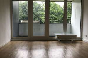 Reinkommen und Wohlfühlen: toll aufgeteilte, moderne 3-Raum-Wohnung mit Balkon! – Baumertweg 7, 45279 Horst, Essen – Vorschaubild 2