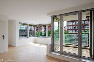 Exklusives Wohnen an der Weser – Citywohnung mit Weserblick im Herzen der Bremer Altstadt – Die vollständige Adresse der Immobilie erhältst du vom Anbieter., 28195 Altstadt, Bremen – Vorschaubild 7
