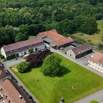 Schloß Bodelschwingh: attraktive Büroräumlichkeiten | sehr gute Verkehrsanbindungen