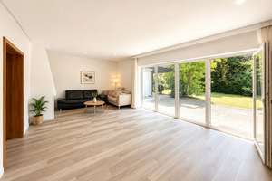 Ruhe, Sonne und viel Potenzial – Freistehendes Einfamilienhaus mit Garage, Kamin, Sauna ! – Die vollständige Adresse der Immobilie erhältst du vom Anbieter., 30559 Anderten, Hannover – Vorschaubild 5