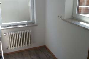 Schöne helle geräumige Kellerwohnung,  ein Zimmer Wohnung in Baden-Baden, Sandweier – Die vollständige Adresse der Immobilie erhältst du vom Anbieter., 76532 Sandweier, Baden-Baden – Vorschaubild 12