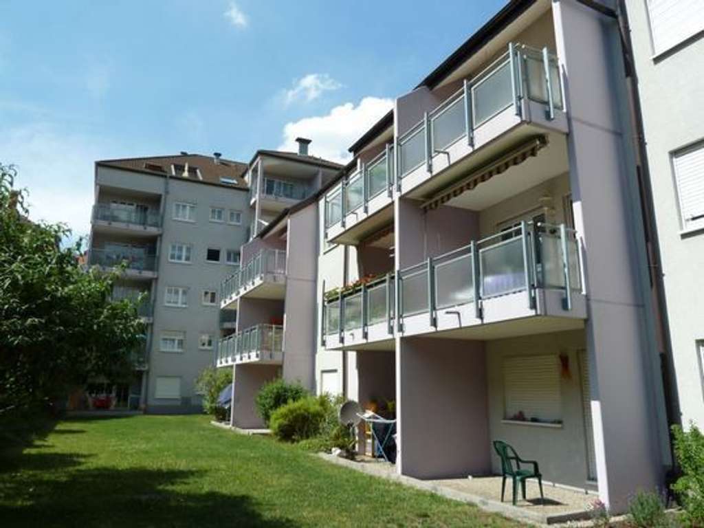 Traumhafte 2ZKB mit Grünanlage mitten im Zentrum Bj 1994!!