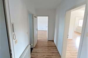 Schöne 2-Zimmerdachgeschosswohnung mit Gartenmitbenutzung zu vermieten! – Klauberger Straße 34, 42651 Solingen-Mitte, Solingen – Vorschaubild 6
