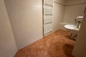 Dachgeschoss-Whg. mit Terrasse u. Bad mit Fenster – Clausstraße 112, 9126 Chemnitz – Vorschaubild 3