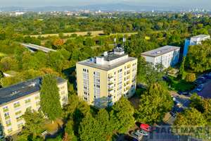 Modernisiert & bezugsfrei: 2-Zimmer-Wohnung mit Balkon *Provisionsfrei* – Die vollständige Adresse der Immobilie erhältst du vom Anbieter., 60529 Schwanheim, Frankfurt am Main – Vorschaubild 13