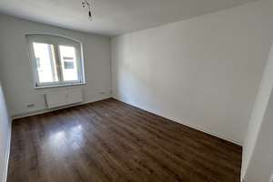 Genau das Richtige! 3-Zimmer-Wohnung sucht neuen Mieter! – Elisenstraße 19, 39122 Fermersleben, Magdeburg – Vorschaubild 1