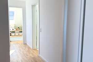 Nur noch ein Traumhaus in sonniger Feldrandlage - Nachhaltiges Gebäude EH40 mit PV Anlage in Zülpich – Euskirchen (Kreis) – Vorschaubild 9