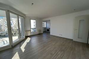 Lichtdurchflutete Pärchenwohnung freut sich auf neue Mieter! – Simon-Bolivar-Straße 23, 13055 Alt-Hohenschönhausen, Berlin – Vorschaubild 2