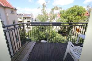 Bezugsfrei: Schöne 4 Zimmer Wohnung in attraktiver Lage - 2 Balkone