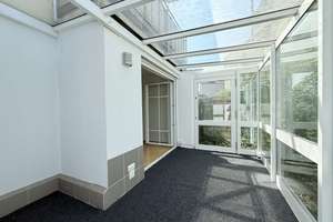 Wohnen auf zwei Ebenen- charmante Maisonette-Wohnung mit Garten und Haus-im-Haus-Charakter – Die vollständige Adresse der Immobilie erhältst du vom Anbieter., 81825 Gartenstadt Trudering, München – Vorschaubild 13