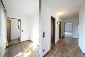KR-Traar: Attraktives freist. Einfamilienhaus mit Ausbaumöglichkeit in Bestlage – Die vollständige Adresse der Immobilie erhältst du vom Anbieter., 47802 Traar, Krefeld – Vorschaubild 9