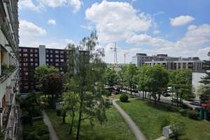 Von Privat: 1-Zimmer-Apartment in Laim mit toller Loggia & Blick - sofortige Eigennutzung möglich 