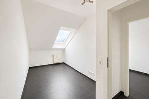 Maisonette 4-Zimmer-Wohnung in Stuttgart-Untertürkheim – Dietbachstraße 30, 70327 Untertürkheim (Ortsteil), Stuttgart – Vorschaubild 7