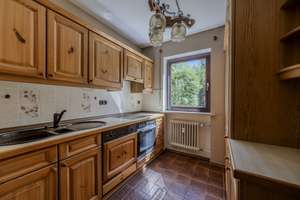 98 m² Wohn-/Nutzfläche | 2,5-Zimmer-Wohnung mit Hobbyraum, ca. 70 m² Privatgarten, sofort bezugsfrei – Die vollständige Adresse der Immobilie erhältst du vom Anbieter., 80997 Allach, München – Vorschaubild 4