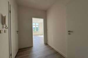 teilrenovierte 2-Zimmer-Wohnung in der beliebten Rostocker KTV | www.LUTTER.net – Budapester Straße 10, 18057 Kröpeliner-Tor-Vorstadt, Rostock – Vorschaubild 6