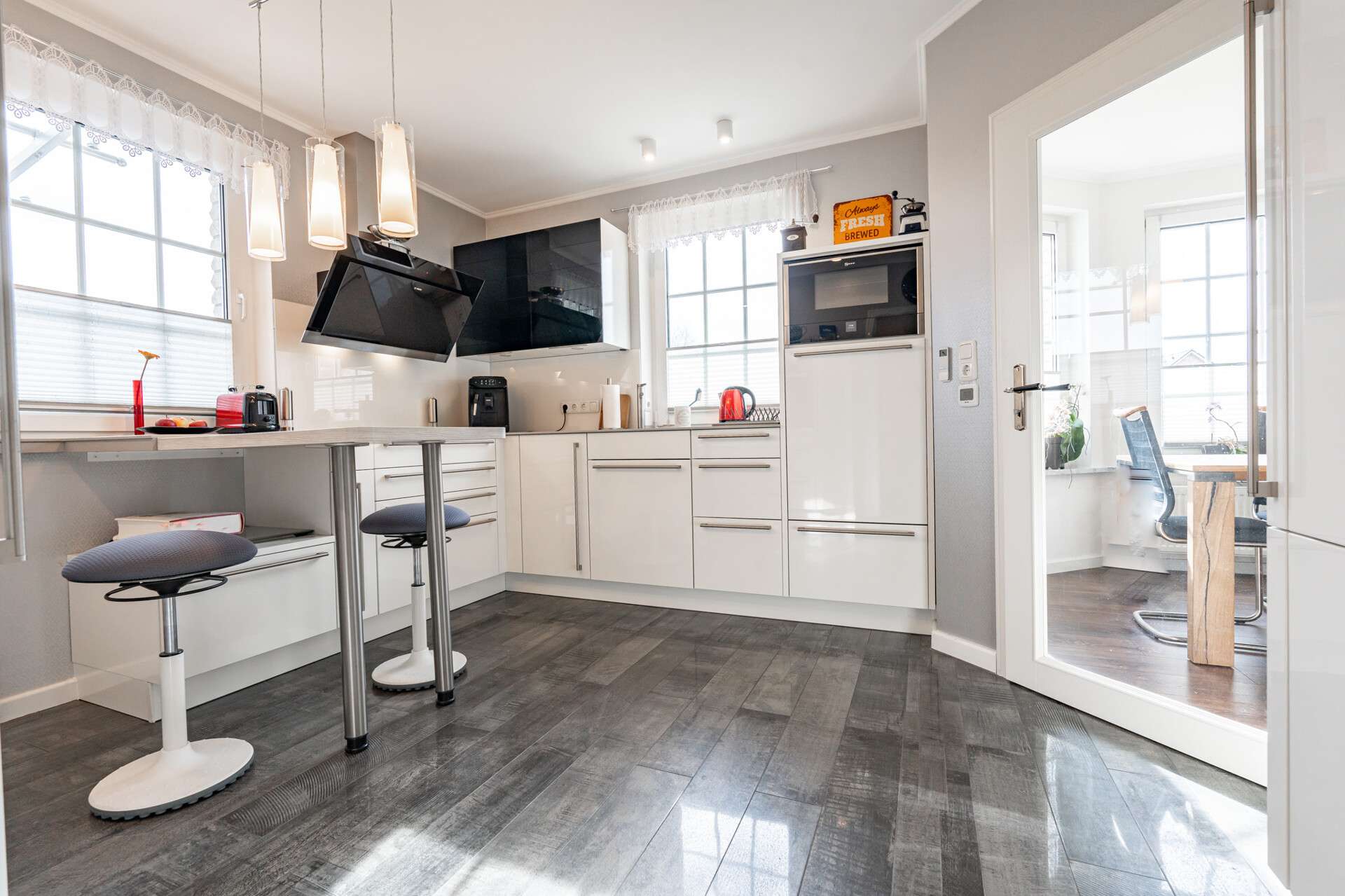 Immobilie in Rickling - Exklusives Einfamilienhaus mit hochwertiger Ausstattung, Sauna, Wintergarten und großem Grundstück - Bild 12