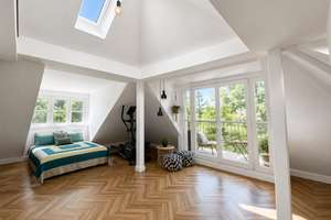EXKLUSIVER ALTBAU für moderne Ansprüche-+ Galerie-Dach + Potential für 200 qm Wfl- 550 qm Ziergarten – Die vollständige Adresse der Immobilie erhältst du vom Anbieter., 14169 Zehlendorf, Berlin – Vorschaubild 2
