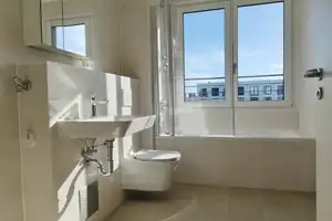 Modernes 1-Zimmer-Apartment mit Einbauküche und Tageslichtbad in urbaner Umgebung – Kyivstrasse 5, 81735 München – Vorschaubild 6