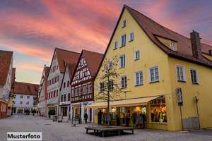 Wohn-/Geschäftshaus in zentraler Lage