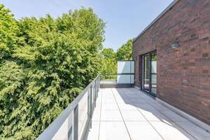 Maisonette Wohnung mit Ausstrahlung – Leben auf zwei Ebenen in Volksdorfer Toplage – Die vollständige Adresse der Immobilie erhältst du vom Anbieter., 22359 Volksdorf, Hamburg – Vorschaubild 8
