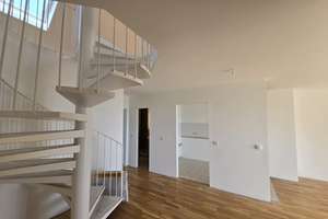 - Über Oberkassel - Renovierte Dachgeschoss-Maisonette-Wohnung! – Die vollständige Adresse der Immobilie erhältst du vom Anbieter., 40545 Oberkassel, Düsseldorf – Vorschaubild 4