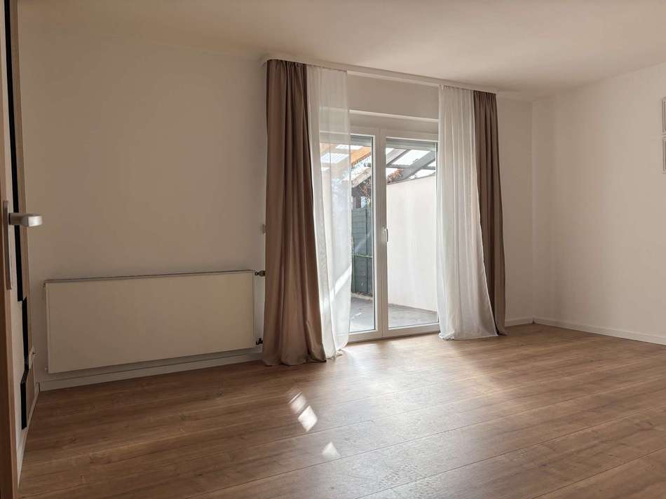 Wohnzimmer mit Terrassenzugang