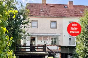 HORN IMMOBILIEN ++ Neubrandenburg Vogelviertel, Haus mit Grundstück, Terrasse und 3 Garagen – Die vollständige Adresse der Immobilie erhältst du vom Anbieter., 17034 Vogelviertel, Neubrandenburg – Vorschaubild 1