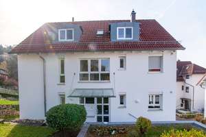 3,5 Zimmerwohnung mit Blick in die Weinberge - stadtnah und doch im Grünen - – Die vollständige Adresse der Immobilie erhältst du vom Anbieter., 70329 Obertürkheim (Ortsteil), Stuttgart – Vorschaubild 2